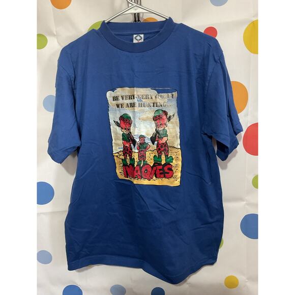 Vintage Tee “Be Very Very Quiet We Are Hunting Iwaqies” Graphic Med - Picture 10 of 10